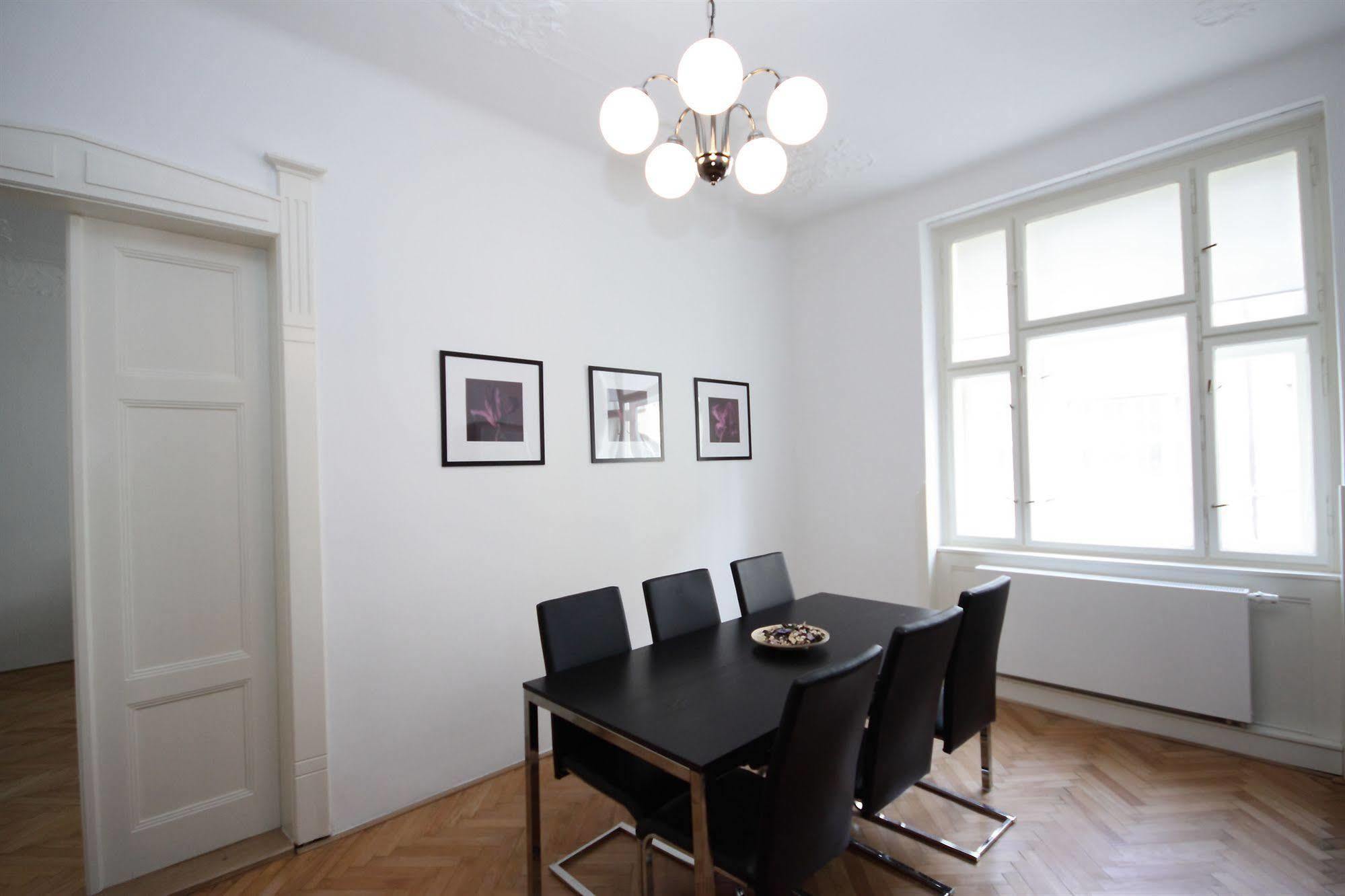 อพาร์ทเมนท์สโอลด์ทาวน์ Apartment ปราก ภายนอก รูปภาพ